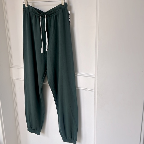 Splits59 Andie Drawstring Sweatpants Military Green New with tags size medium - Picture 2 of 9